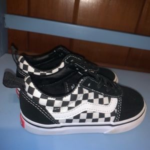 Toddler 9 vans